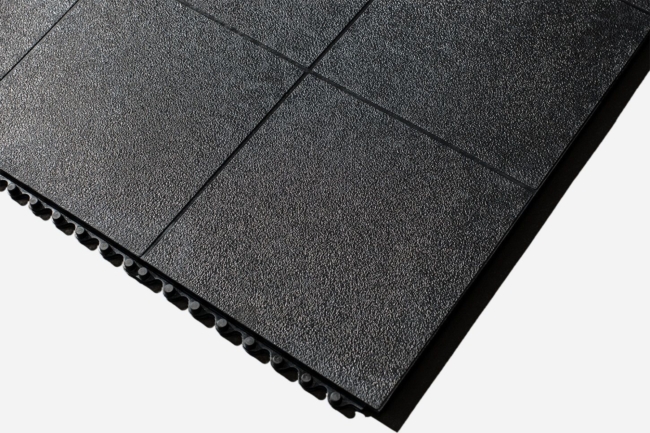 Moulded Solid Rubber Gym Mats – Interlocking Tile